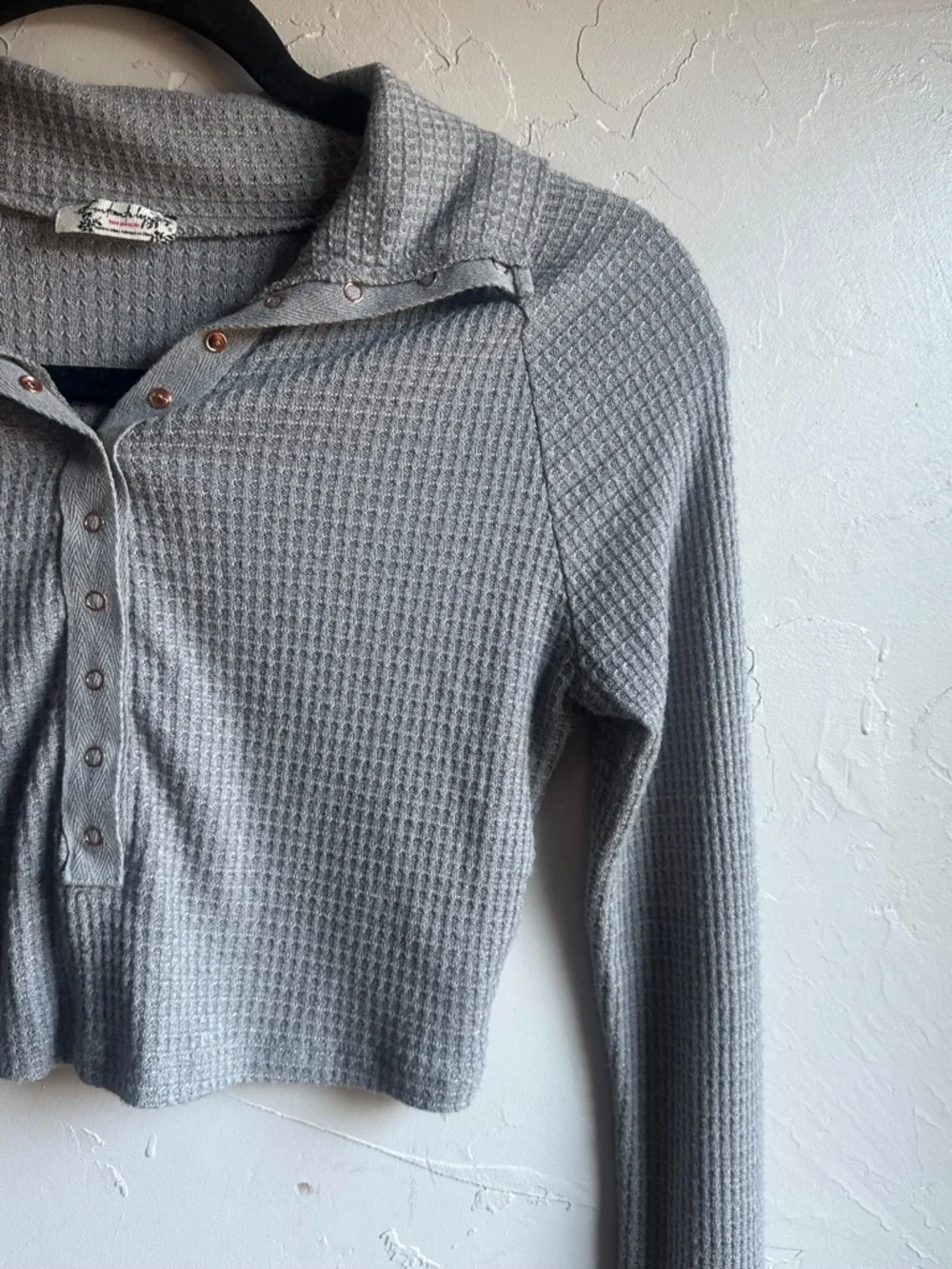 Free People Gray Ribbed Cropped Long Sleeve Henley